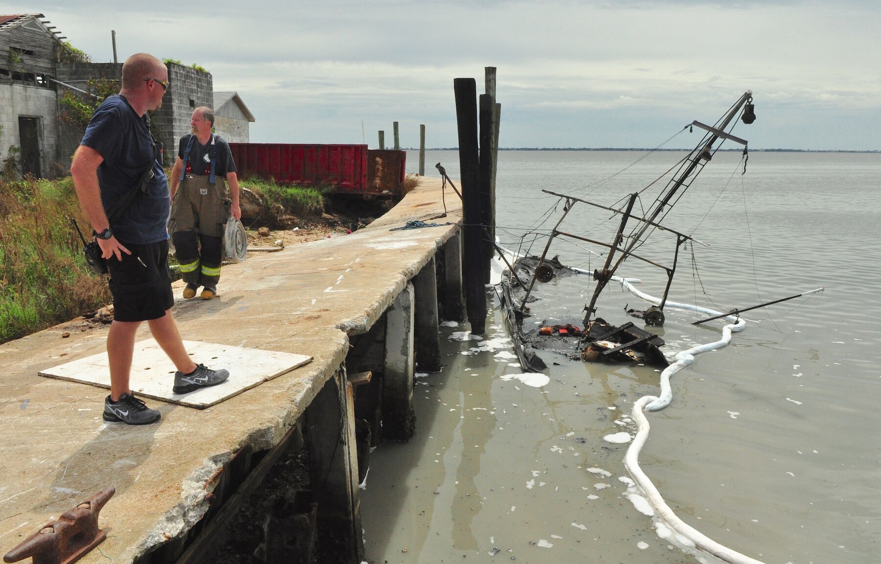 Fire destroys shrimp boat, injures man